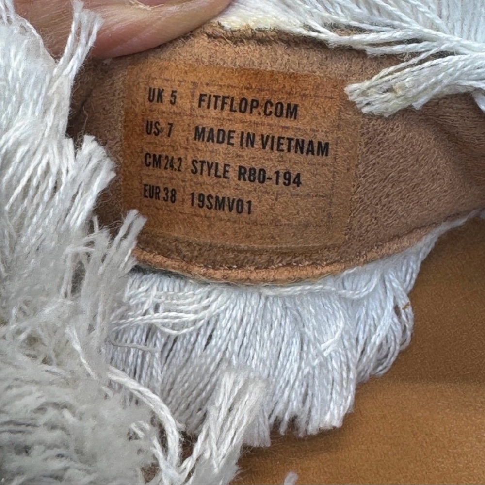 FIT FLOPS Made for walking, orthopedic recommended supportive for all day wear - Picture 7 of 7